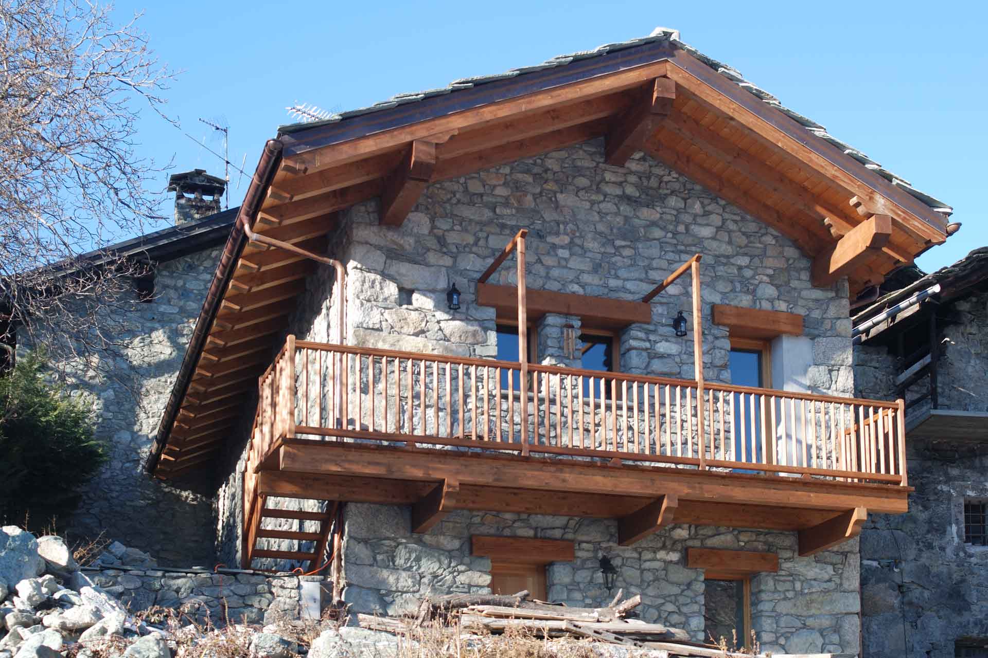 architettura di interni, un rustico in Val D'Aosta di Roberto Silvestri Architetto